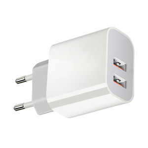 Adaptateur de voyage double chargeur USB 5V 2.4A 12W blanc pour téléphone portable avec ports standard australiens, britanniques et indiens - Product Image 2