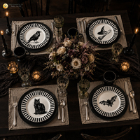 Assiette de dîner gothique en porcelaine gravée style vintage, motif corbeau, chat, chauve-souris, sorcière, bordure rayée noir et blanc, qualité alimentaire, vente en gros