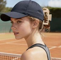 PDANY Casquette de baseball élégante pour femme avec grandes pinces à cheveux intégrées, antidérapante, maintien ferme, style trucker, réglable