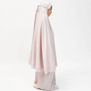 2023 nueva llegada Indonesia Malasia personalizar satén Armany niños musulmán oración conjunto Elekung Mukena - Product Image 4