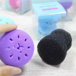 Cute Little Octopus Face Wash Brush Limpiador manual de brochas de maquillaje de silicona que no dañará tu piel - Product Image 4