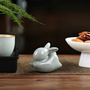 Figurine en céramique de lapin mignon, style Ru Kiln, ornement décoratif pour plateau à thé - pour cadeaux - Product Image 2