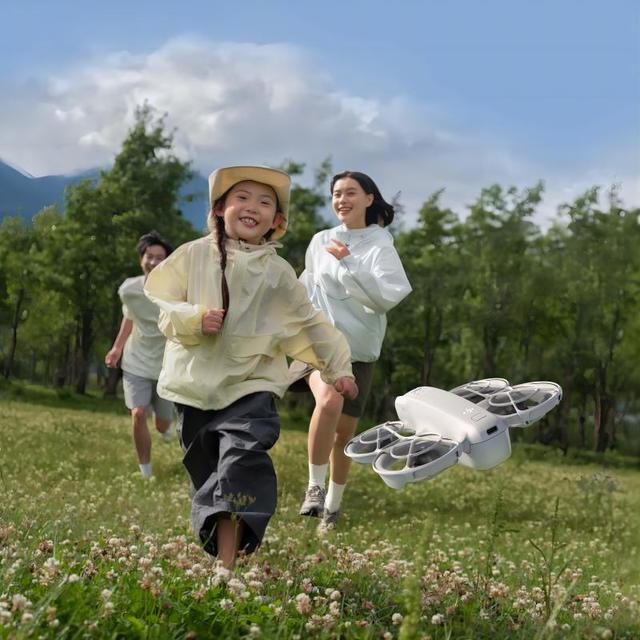 D J I NEO No RC Mini Flying Drone 4K Ultra Stabilized Video Camera Full Coverage Propeller Guards for Kids Toys Tello Drone Gift