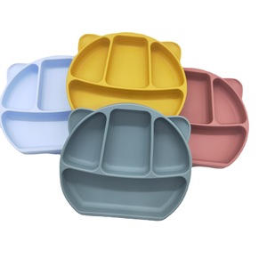 Plato para Bebé Personalizado con Logotipo Láser Gratuito, Plato de Cena para Bebé de 4 Secciones Libre de BPA, Juego de Platos de Silicona con Succión - Product Image 4