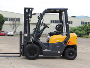 Chariot élévateur diesel C25 de 2,5 tonnes pour entrepôts d'usine au Vietnam avec moteur à économie de carburant pour les travaux quotidiens de manutention de palettes <span class=keywords><strong>et</strong></span> de marchandises - Product Image 1