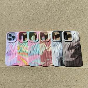 Custodie posteriori in TPU morbido con rughe <span class=keywords><strong>arcobaleno</strong></span> alla moda per <span class=keywords><strong>iPhone</strong></span> 16 15 14 13 12 11 Pro Max 16 plus <span class=keywords><strong>Cover</strong></span> per telefono con struttura a bolle d'acqua - Product Image 2