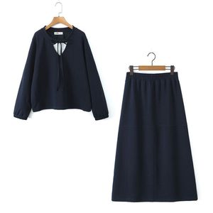 ชุดเสื้อสเวตเชิ้ตและกระโปรงมิดิสีกรมท่าสำหรับผู้หญิงไซส์พลัส สีพื้น แขนยาว ทรงเอไลน์ พร้อมป้ายและแท็ก - Product Image 1