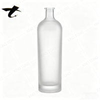 Botella de vidrio cilíndrica grande personalizada al por mayor para vodka, whisky, licores, con sellado de corcho para tequila y brandy