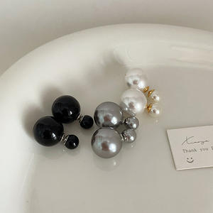 Superbes boucles d'oreilles en zircon à la mode Boucles d'oreilles exquises pour femmes Boucles d'oreilles de luxe en plaqué or 18 carats en gros - Product Image 1