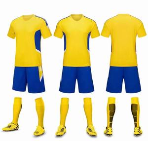 High Quality Quick Dry Breathable Polyter Jersey Retro <strong>Brazil</strong> Design Soccer Training <strong>Tracksuit</strong> for Summer <strong>Football</strong> Wear - Product Image 5