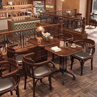 Set da Pranzo Quadrato in Legno Massello Stile Americano Retrò Antico con Struttura in Metallo Industriale per Ristoranti, Caffè e Bar Whiskey