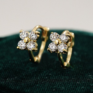 Pendientes de Aro de Moissanita Coreanos al por Mayor, Material Chapado en Oro de 14k, 1ct VVS1 GRA, para Mujeres y Niñas - Product Image 2
