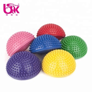 Pelota de Masaje Semirredonda Ecológica Premium, Pelota de PVC Inflable con Púas para Terapia Muscular Profunda de Pies y Fitness - Product Image 3