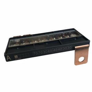 Porte-fusibles Honda Accord 38233-TVA-A01, boîte à fusibles tubulaire à tête plate pour voiture, réinitialisation automatique de la tension sécurisée - Product Image 4