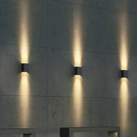 Lámpara de Pared Exterior Impermeable, Foco de Pared Exterior, Iluminación Moderna Simple de Arriba y Abajo para Terrazas, Patios y Villas