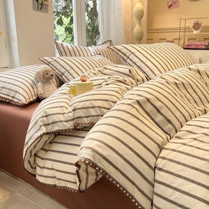 Sınıf A 100% pamuk yatak seti kral lüks baskı şerit çarşaf takımları kraliçe boyutu toptan özel - Product Image 6