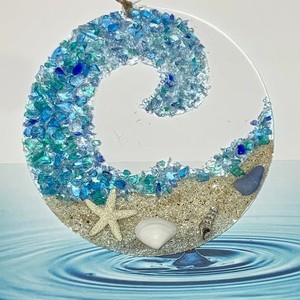 Decoração de Férias Costeira com Conchas e Estrelas do Mar, Tema de Praia, Suncatcher de Vidro Marinho 2D - Product Image 1