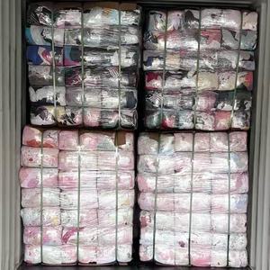 Équipement maritime Nettoyage et essuyage Chiffons industriels pour le nettoyage Déchets de tissus de nettoyage Vente en gros Vêtements usagés pour les chiffons de nettoyage - Product Image 6