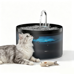 Bebedero Eléctrico para Mascotas de Marca Propia, Circulación Silenciosa, Fuente de Agua para Mascotas Domésticas - Product Image 1