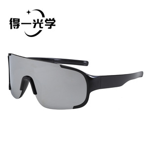 De Yi <b>Optics</b> Cycling Sunglasses Black UV400 Windproof Outdoor Sports Eyewear - Product Image 3