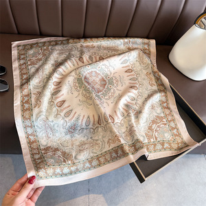 Daou 2026 Nuova <span class=keywords><strong>Bandana</strong></span> Paisley 70*70CM Quadrata in Poliestere, Sciarpa per Capelli Effetto Raso Lavabile, per Donna, Capelli/Collo, Primavera Inverno - Product Image 2