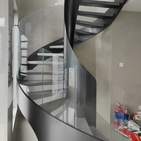 Escalier en colimaçon rotatif en structure métallique compacte pour villa, loft, duplex, appartement personnalisé, café simple, style luxe léger