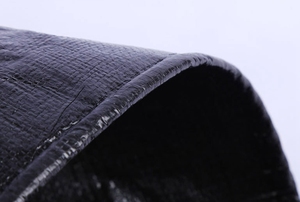 Rouleau de bâche PE double noir 100% occultant et imperméable <span class=keywords><strong>pour</strong></span> <span class=keywords><strong>serre</strong></span> et protection des plantes - Product Image 5
