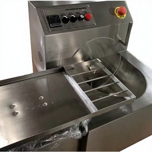 Nouvelle machine à enrober et à mouler le chocolat au lait pour les boulangeries et les usines de snacks, haute productivité - Product Image 2