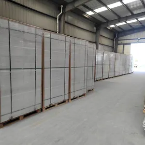 Panneaux muraux en silicate de calcium durcis sans amiante réfractaire à haute densité de 50mm 80mm 100mm