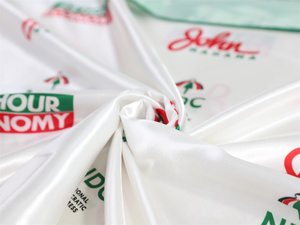 Venta al por mayor 100% poliéster diseño personalizado impresión Digital bufanda cuadrada moda seda satén <span class=keywords><strong>Bandana</strong></span> para Ghana elección - Product Image 4