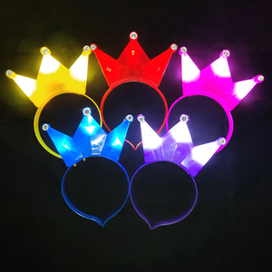 تاج LED تاج رأس الأميرة مع تأثير متوهج لعودة النساء إلى المدارس حفلات أعياد الميلاد للأطفال - Product Image 1