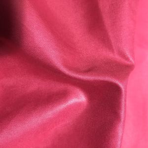 Nouvelle surface d'huile de popeline polie tissu brossé 65gsm - Product Image 1