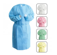Caractéristique respirable de robe protectrice médicale non tissée de PE de SMS pp de couleur de jaune de robe chirurgicale d'isolement jetable léger