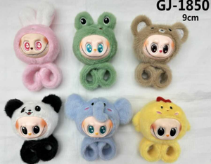 Portachiavi in peluche GJ-1850 da 10 cm, morbido, a forma di cartone animato 3D, per regali e artigianato - Product Image 1