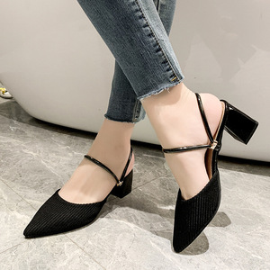 Nouvelles Chaussures de Mariée Élégantes et Sexy pour Femmes 2025 – Talons Hauts Fermés Ornés de Strass Antidérapants pour l'Extérieur - Product Image 3
