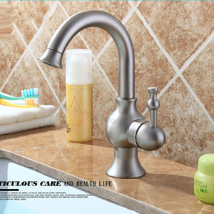 European Style Chrome Round 59-1 Brass Basin Faucet, Antique Style Hot and Cold Basin Water Tap - Product Image 3