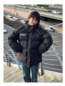 Abrigo de Invierno, Elegante, Resistente al Viento y al Agua. Chaqueta Acolchada Personalizada, Chaqueta <span class=keywords><strong>Bomber</strong></span> con Capucha Desmontable. - Product Image 6