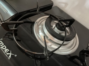 Cuisinière à gaz à 4 brûleurs pour la cuisine Estufa Cuisinière à gaz avec boutons en métal Batterie électrique Source d'alimentation Bon <span class=keywords><strong>prix</strong></span> pour l'extérieur - Product Image 4
