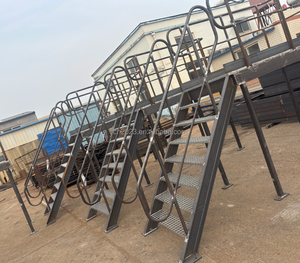 Venta al por mayor antideslizante <span class=keywords><strong>escalera</strong></span> banda de rodadura rejilla de acero inoxidable galvanizado <span class=keywords><strong>escalera</strong></span> peldaños Durable pasarela rejilla de acero - Product Image 6