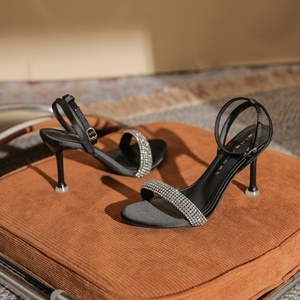 Zapatos de Tacón Alto con Correa en el Tobillo para Mujer, Diseño Veraniego, Elegantes, Impermeables, Antideslizantes, con Punta en Pico y Bordados, Ideales para Bodas - Product Image 4
