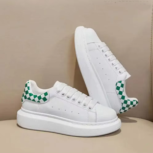 Baskets décontractées de luxe de créateur, originales, respirantes, pour le sport et le skateboard, grande taille, blanches, pour la mode printemps-été-automne - Product Image 3