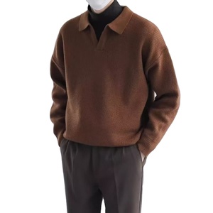 Vente en gros de pulls de couleur unie à manches longues pour hommes, nouveaux matériaux, pulls en cachemire tricotés à col rabattu anti-rides - Product Image 1