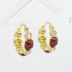 Pendientes de Aro de Circonita Rojo Vino Chapados en Oro de 14K de Fábrica Ilona, Pendientes de Joyería de Cobre de <span class=keywords><strong>Moda</strong></span> Navideña para Mujer - Product Image 3