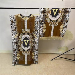 Abito Africano <span class=keywords><strong>Dashiki</strong></span> Personalizzato Taglie Forti in Cotone per Donne, Vestito Ampio con Strass e Nappine, Turbante e Sciarpa - Product Image 4