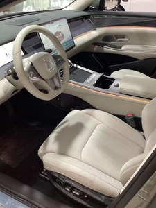 BYD Han L EV 2025 de qualité supérieure : autonomie de 701 km avec LiDAR pour une conduite confortable sur longue distance, berline électrique - Product Image 2