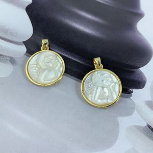 Di modo placcato oro <span class=keywords><strong>madre</strong></span> di pearl shell angelo cupido pendenti di fascini per la collana dainty monili che fanno - Product Image 2