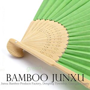 Abanico Plegable de Bambú Personalizado, Abanico Tallado Portátil en Blanco, Beige y Negro para Regalo de Boda o Evento - Product Image 3