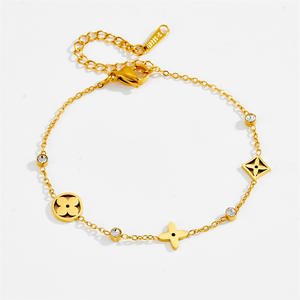 Ensemble de bijoux exquis en acier titane, collier et bracelet trèfle, étanche, plaqué or 18 carats, zircon CZ, motif floral - Product Image 2