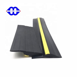 <span class=keywords><strong>Joint</strong></span> d'étanchéité en caoutchouc extrudé pour <span class=keywords><strong>porte</strong></span> <span class=keywords><strong>de</strong></span> <span class=keywords><strong>garage</strong></span> - Product Image 3