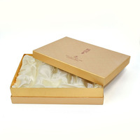 Boîte cadeau rigide en or de luxe, boîte en papier rigide avec couvercle et base personnalisés pour le thé, le chocolat et les emballages cosmétiques